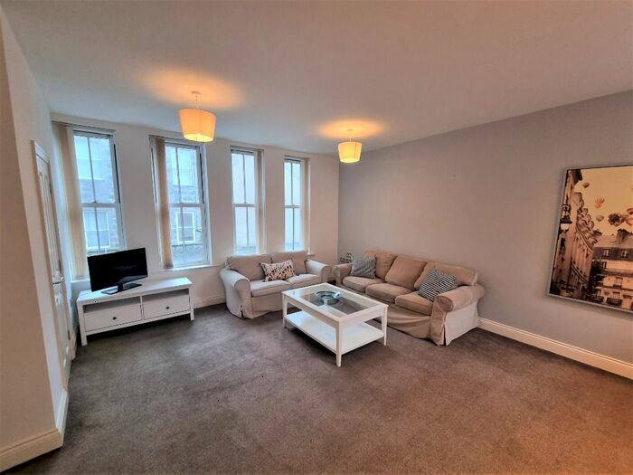 2 Bedroom Flat To Rent In Carmelite Lane, City Centre, Aberdeen, AB11