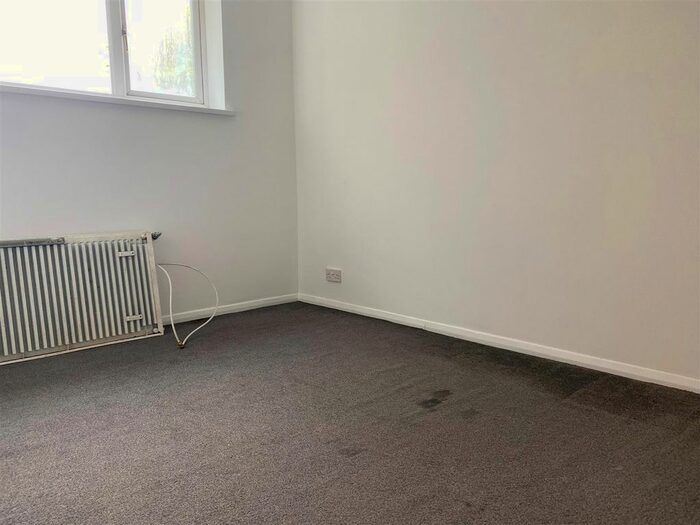 2 Bedroom Property To Rent In Pommel Close, Delves, Walsall, WS5