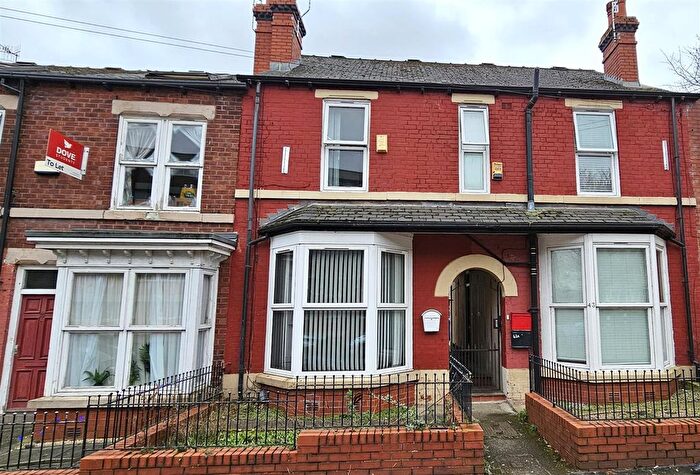 4 Bedroom Terraced House To Rent In Club Garden Road, Sheffield, S11