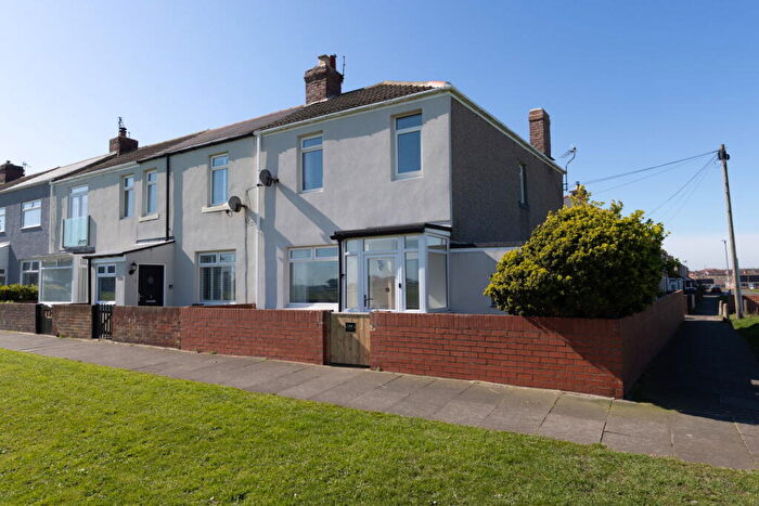 3 Bedroom End Of Terrace House For Sale In East Sea View, Newbiggin By The Sea, NE64