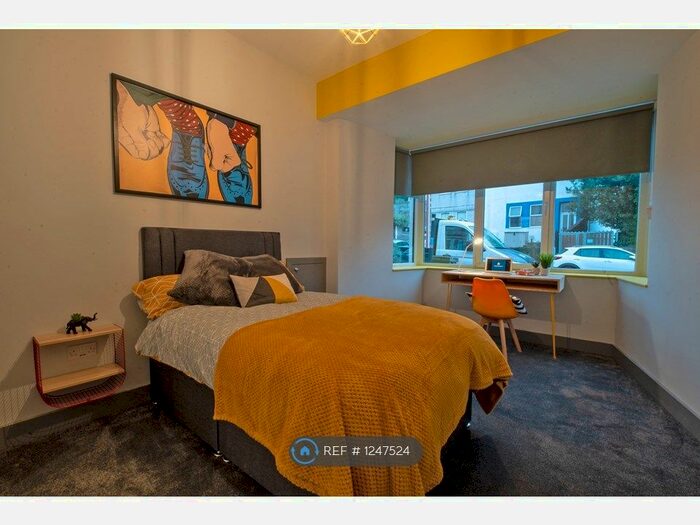 6 Bedroom Terraced House To Rent In King Edwards Road, Swansea SA1