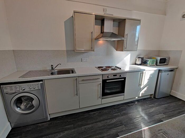 1 Bedroom Flat To Rent In Union Place, West End, Dundee, DD2