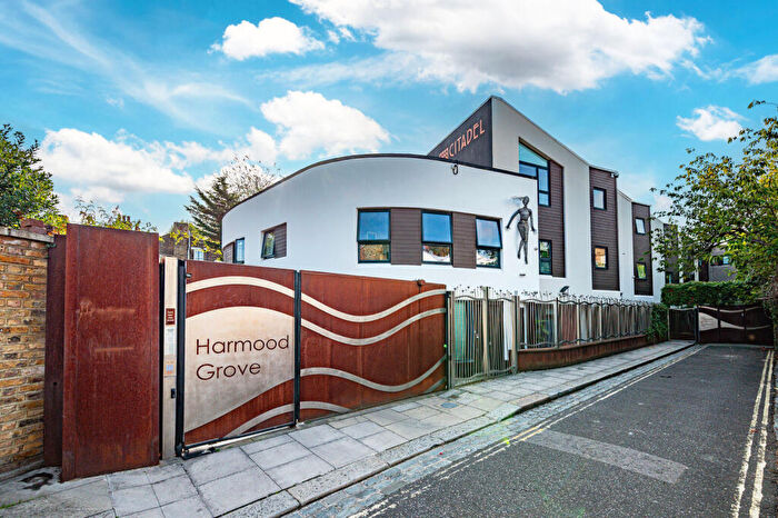 2 Bedroom Flat For Sale In Harmood Grove, Camden, London, NW1