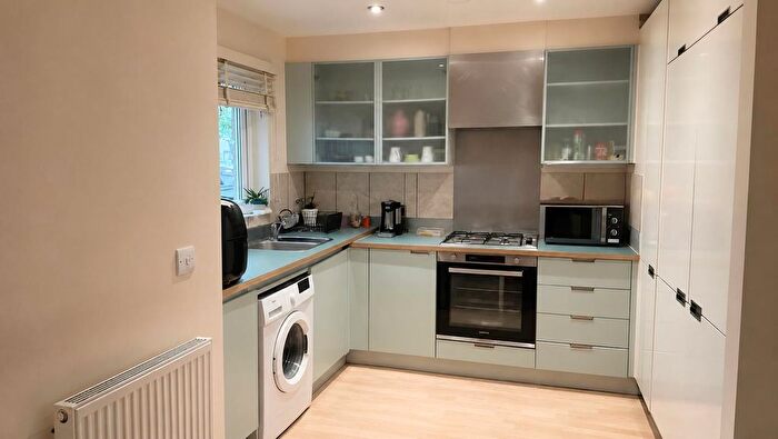 3 Bedroom Terraced House To Rent In Elvedon Road, Feltham, TW13