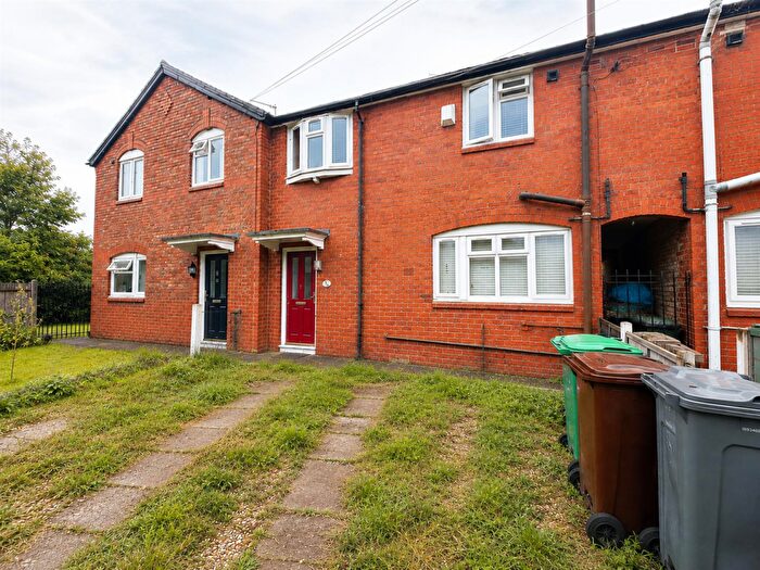 3 Bedroom Terraced House For Sale In Anfield Road, Manchester, M40