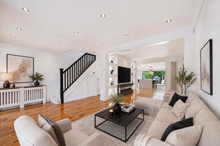 3 Bedroom Semi-Detached House For Sale In Langley Park Road, Iver, Buckinghamshire, SL0