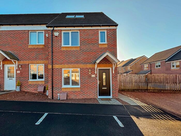 3 Bedroom End Of Terrace House For Sale In Aquitania Crescent, Larkhall, ML9