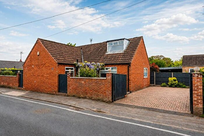 4 Bedroom Chalet For Sale In Ridgeway Close, Farnsfield, NG22