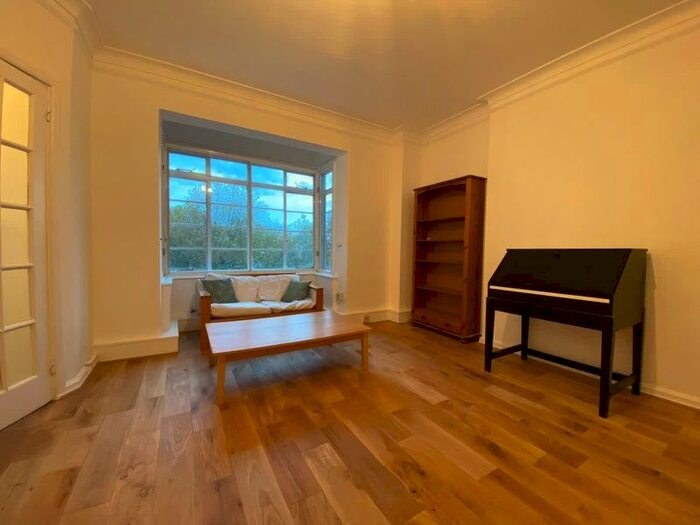 Studio To Rent In Rossmore Court, Camden Town, London, NW1