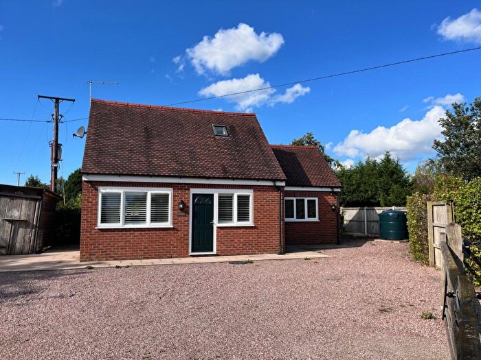 2 Bedroom Cottage To Rent In Poole, Nantwich, Cheshire, CW5