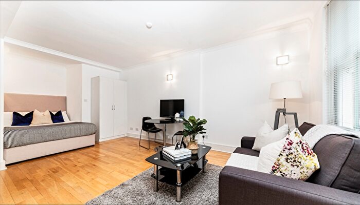 Studio To Rent In Hill Street, London, W1J