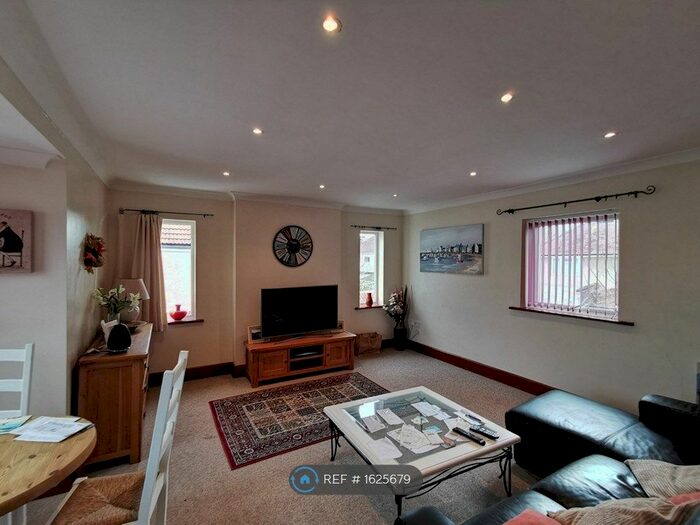 1 Bedroom Flat To Rent In Southern Road, Bournemouth, BH6