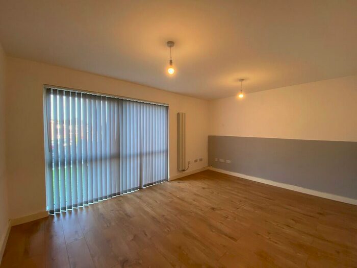 2 Bedroom Apartment To Rent In Parkfield House, Gravelly Hill, B23