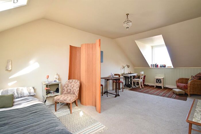 Studio For Sale In Carisbrooke Road, St. Leonards-On-Sea, TN38