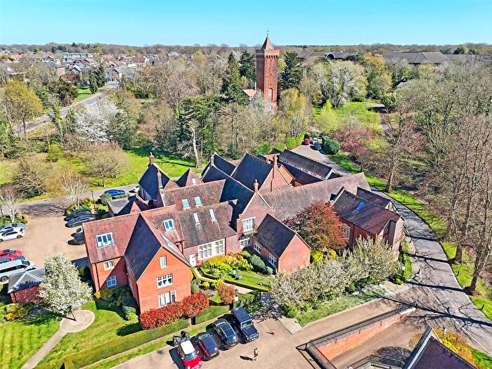 2 Bedroom Apartment For Sale In The Galleries, Warley, Brentwood, Essex, CM14