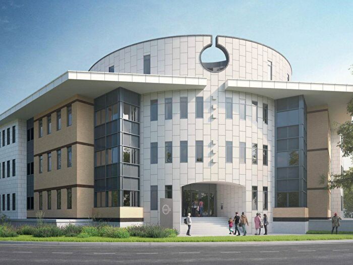 2 Bedroom Apartment To Rent In Bracknell, Berkshire, RG12