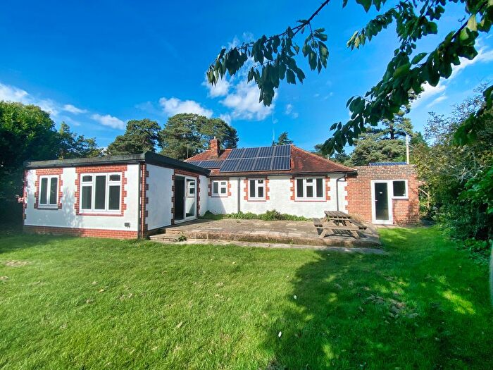 4 Bedroom Semi Detached House To Rent In Batts Bridge Road, Maresfield, TN22