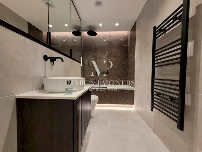 2 Bedroom Detached House To Rent In Carlton Road, Ealing Broadway, London, W5