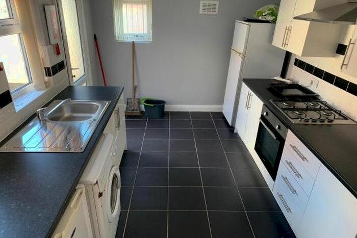 4 Bedroom Property To Rent In Calton Avenue, Liverpool, L18