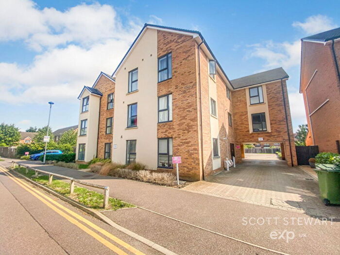 2 Bedroom Flat For Sale In St. Johns Close, Peterborough, PE3