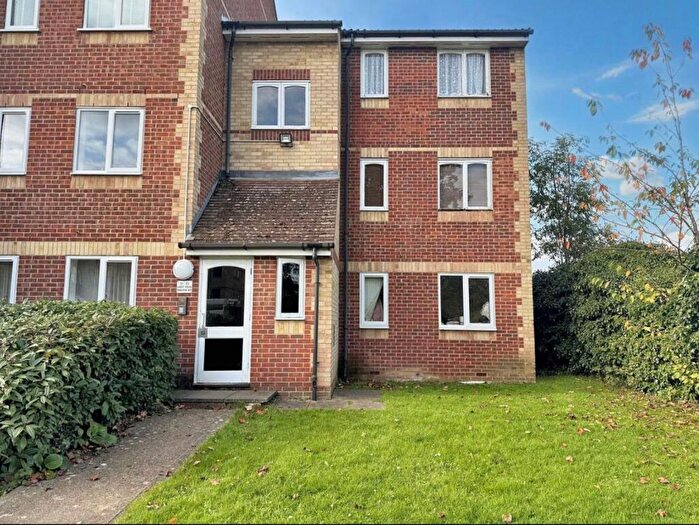 1 Bedroom Flat To Rent In Himalayan Way, Watford, WD18