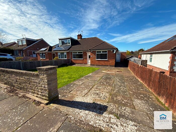 2 Bedroom Bungalow For Sale In Ocean Road, Leicester, LE5