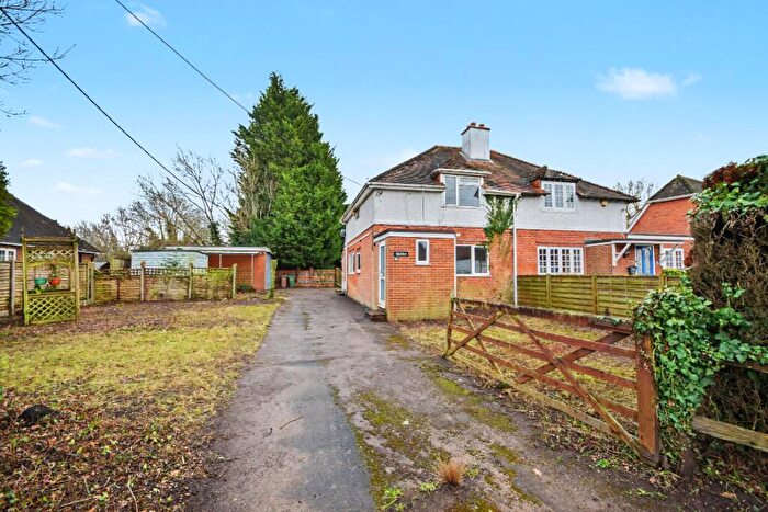 3 Bedroom Semi-Detached House For Sale In Glaziers Lane, Normandy, Guildford, GU3