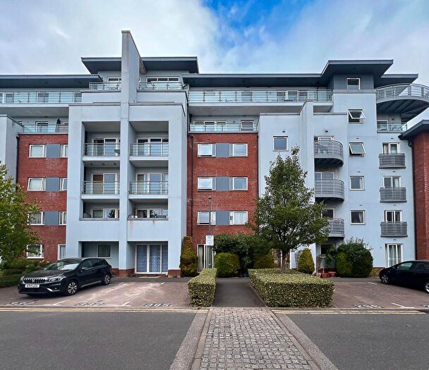 1 Bedroom Apartment For Sale In Coxhill Way, Stanton House Coxhill Way, HP21