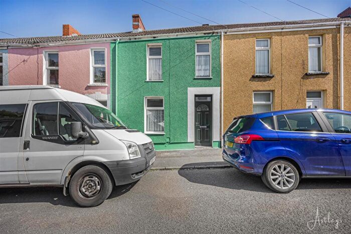 3 Bedroom Terraced House For Sale In Watkin Street, Mount Pleasant, Swansea, SA1