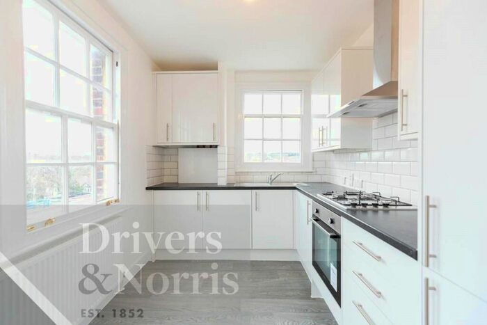 2 Bedroom Flat To Rent In Warlters Road, Holloway, London, N7