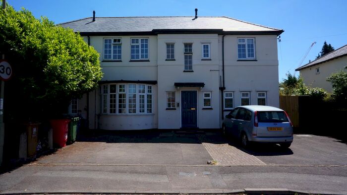 2 Bedroom Flat To Rent In 140 Oxford Road, Cowley OX4
