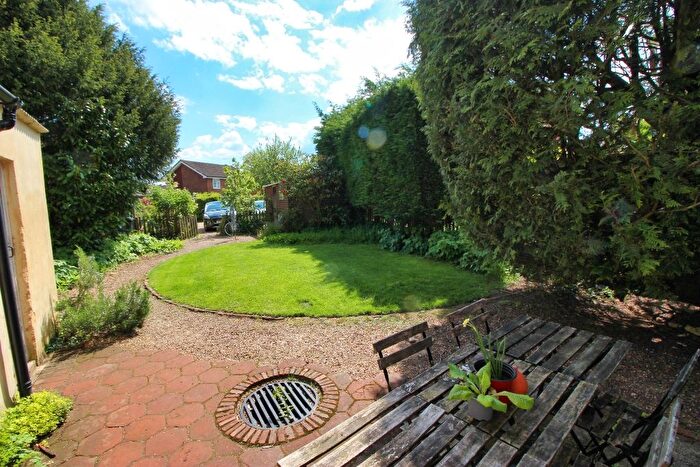 4 Bedroom Detached House For Sale In Quarry Hill Road, Borough Green, TN15