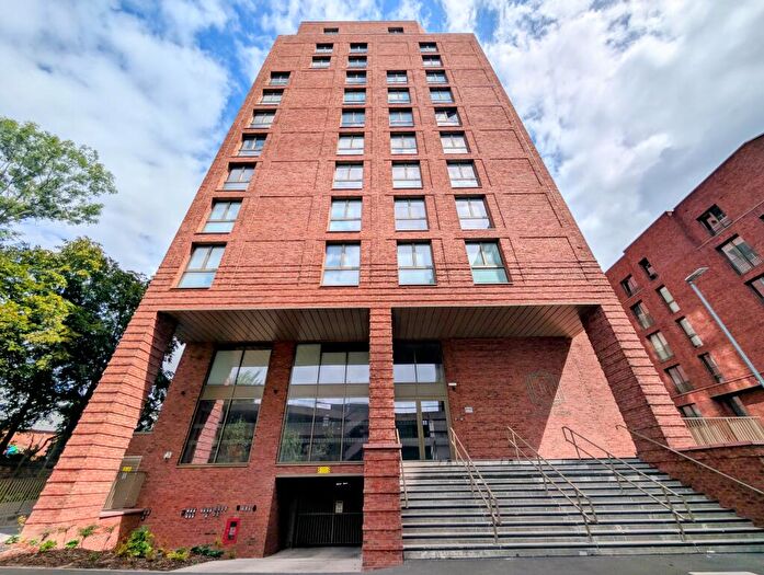 1 Bedroom Apartment To Rent In Trafford Gardens, Trafford, M16