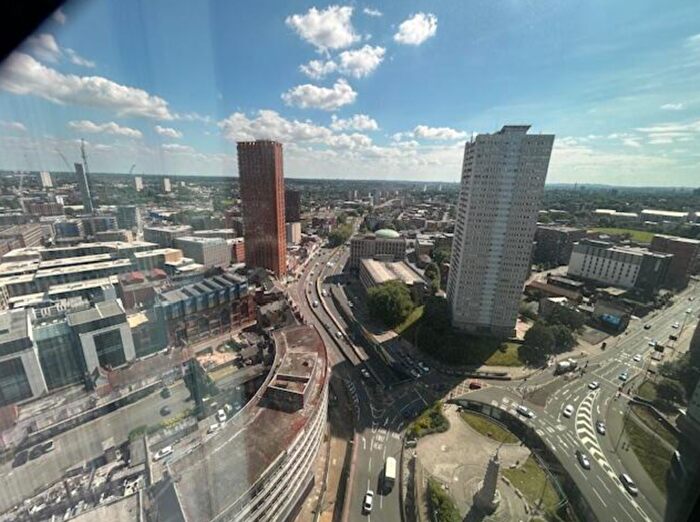 2 Bedroom Flat To Rent In Beetham Towers, Holloway Circus Queensway, Birmingham, B1
