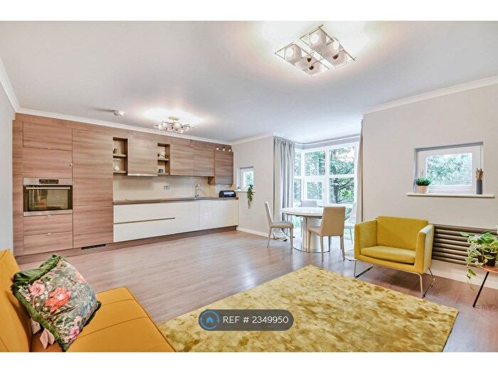 2 Bedroom Flat To Rent In Tivoli Court, London, SE16