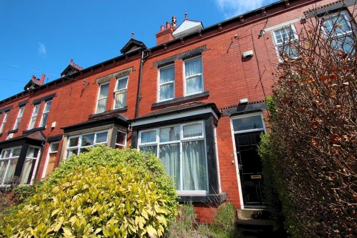 5 Bedroom Terraced House To Rent In Ash Road, Headingley, Leeds, LS6