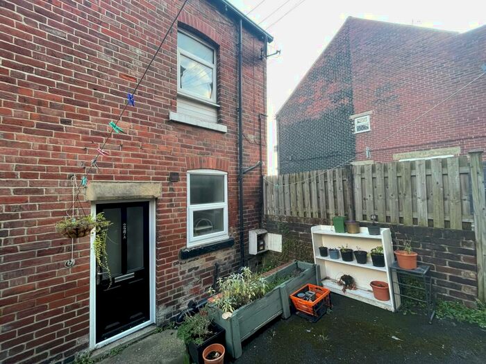 2 Bedroom Apartment To Rent In Sharrow Vale Road, Sheffield, S11