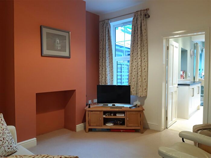 2 Bedroom Terraced House To Rent In Lottie Road, Birmingham, West Midlands, B29