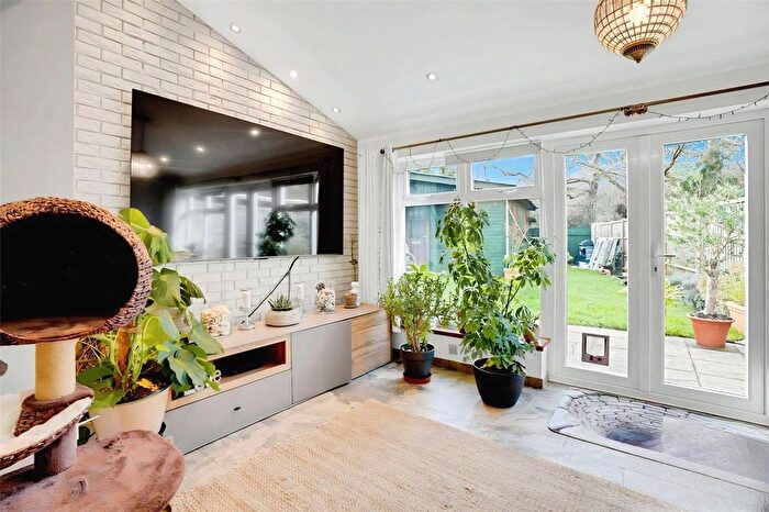 4 Bedroom End Terrace House For Sale In Petworth Gardens, Uxbridge, UB10