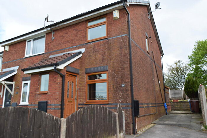 2 Bedroom House To Rent In Martindale Close, BB1