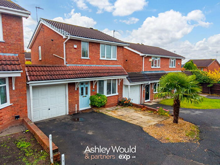 3 Bedroom Detached House For Sale In Belvoir Close, Dudley, DY1