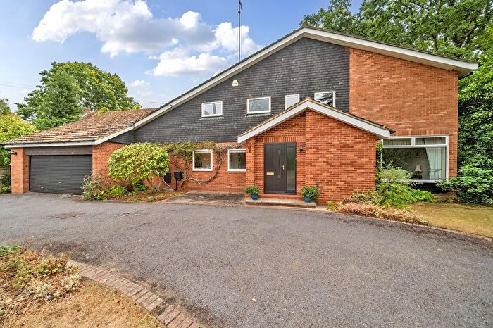 4 Bedroom Detached House For Sale In Whynstones Road, Ascot, SL5