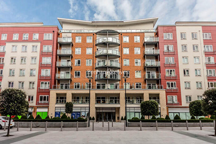 Studio To Rent In Boulevard Drive, Colindale, NW9