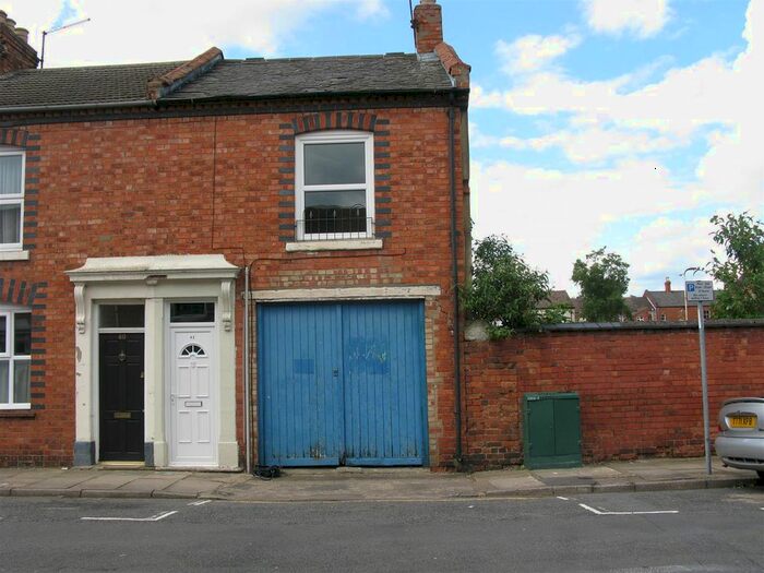 1 Bedroom Flat To Rent In Somerset Street, Northampton, NN1