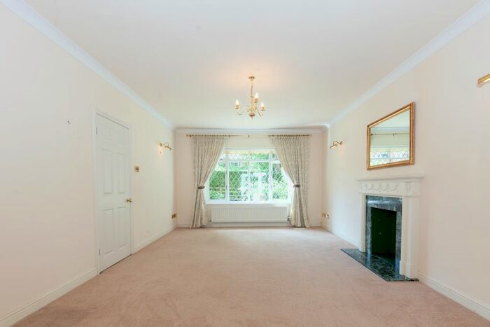 4 Bedroom Detached House To Rent In Jack Straws Lane, Headington, OX3