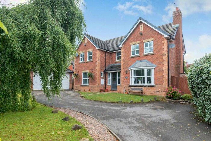 4 Bedroom Detached House To Rent In Queen Ethelburgas Gardens, Harrogate, HG3