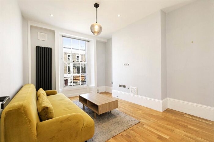 1 Bedroom House To Rent In New North Road, London, N1