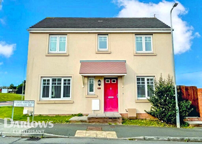 3 Bedroom Detached House For Sale In Mawdlam Way, North Cornelly, CF33