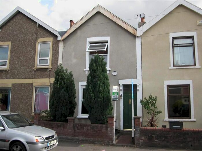 2 Bedroom Terraced House To Rent In Sydenham Road, Knowle, Bristol, BS4