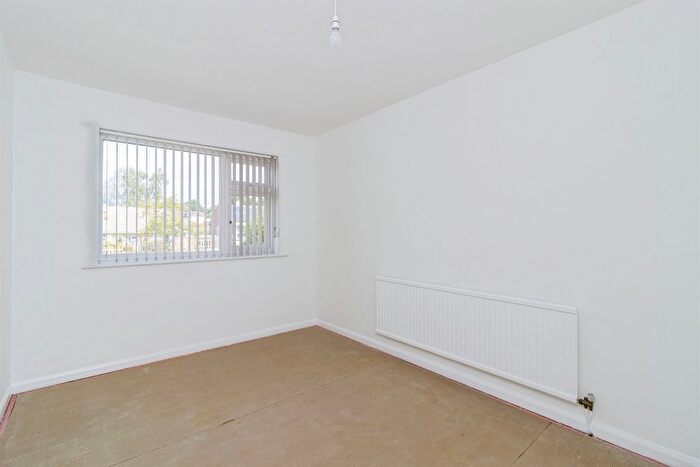 3 Bedroom Detached Bungalow For Sale In Swanborough Road, Newton Abbot, TQ12